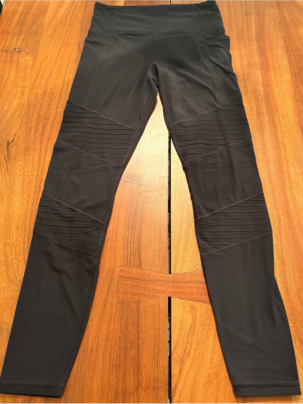 Athleta Inclination Moto leggings size medium tall